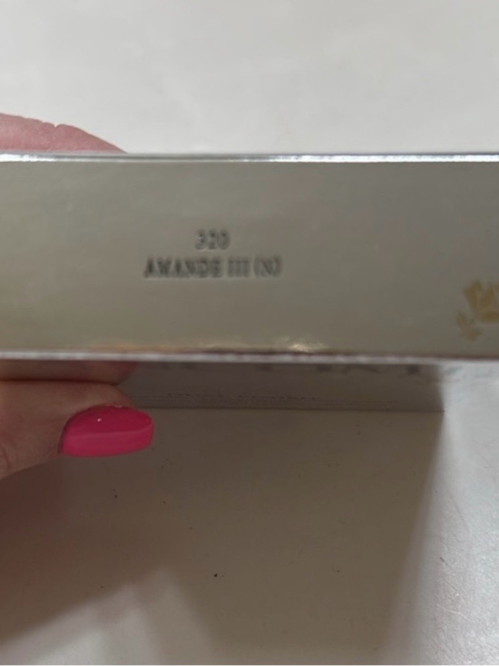 Matte Pressed Powder - Matte Amanda - Picture 4 of 5